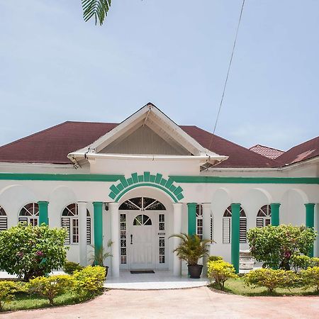 Diamond Villa Guest House Montego Bay Exteriör bild