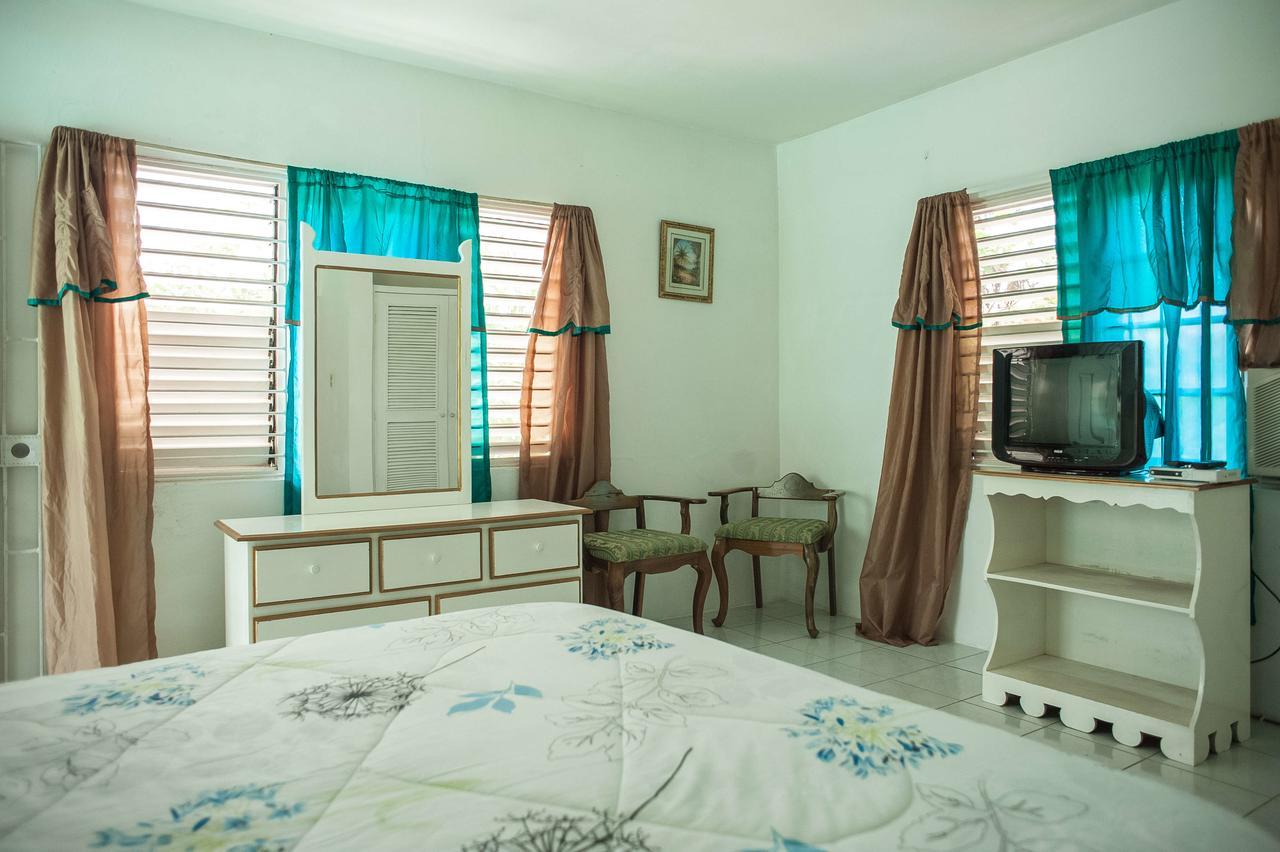Diamond Villa Guest House Montego Bay Exteriör bild
